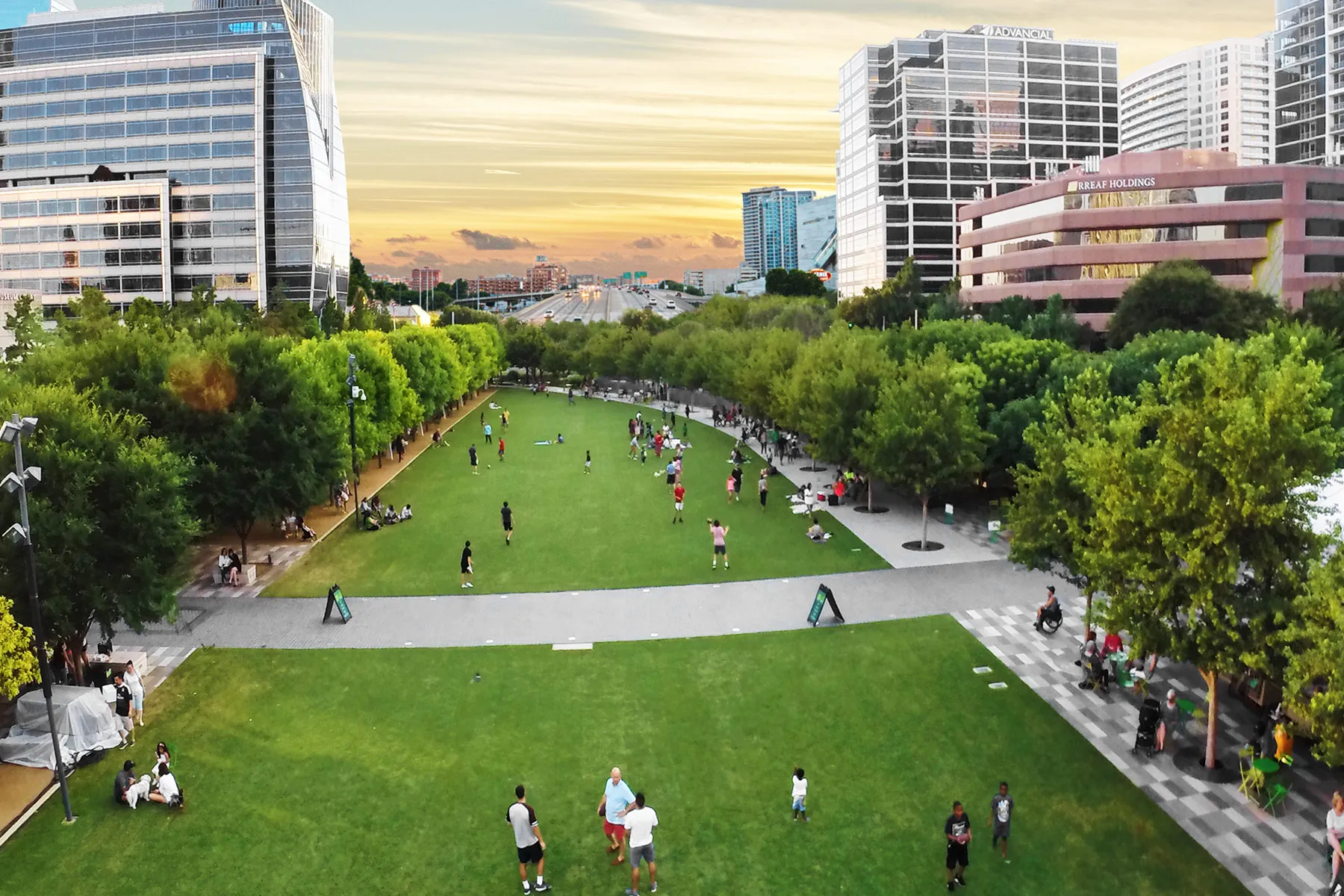 Klyde Warren Park: Free Family Fun in Downtown Dallas